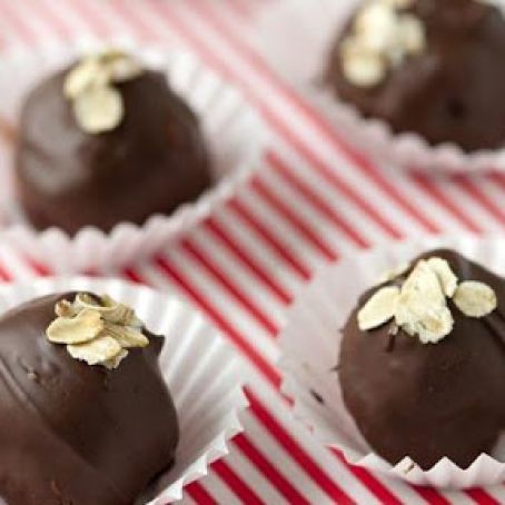 Oatmeal Chocolate Chip Cookie Truffles